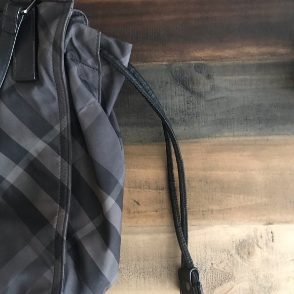 EUC Burberry Purse - Picture 9 of 13